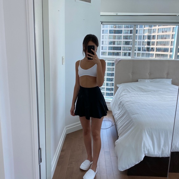 Aritzia Talula Fabric Tennis Skirt - Picture 1 of 4